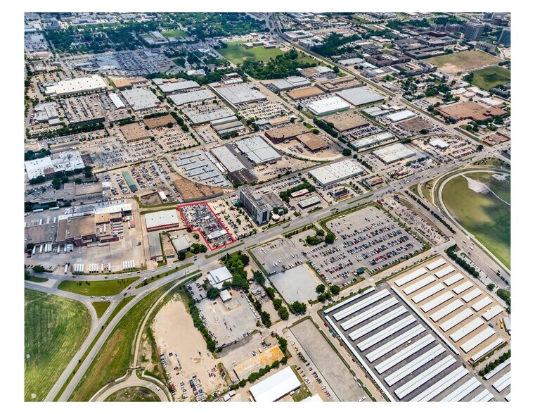 More Photos Of 3326 W Mockingbird Ln, Dallas Freestanding For Lease