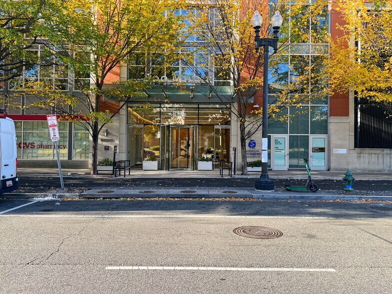 More Photos Of 800 Maine Ave SW, Washington Coworking Space