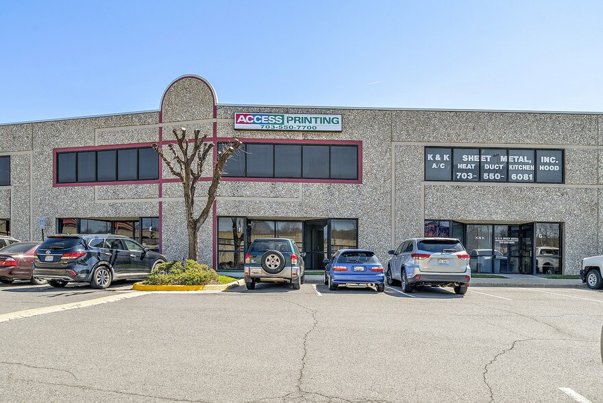More Photos Of 8390 Terminal Rd, Lorton Flex For Sale