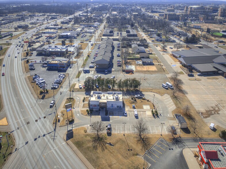 More Photos Of 1004 N Boomer Rd, Stillwater Restaurant For Sale