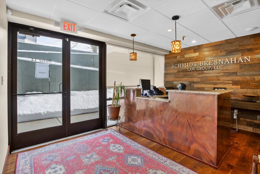 More Photos Of 750 Washington Rd, Mt Lebanon Apartments For Sale