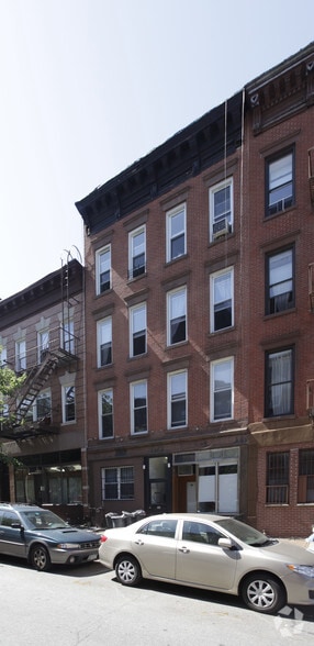 More Photos Of 106 President St, Brooklyn Apartments For Sale