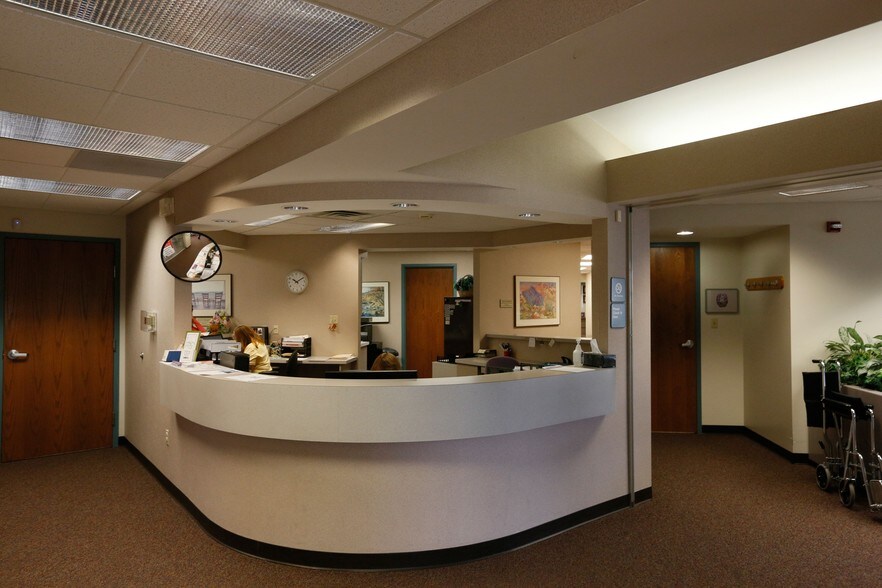 More Photos Of 349 W 1st St, Albany Medical For Sale