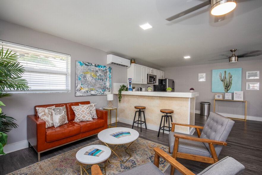 More Photos Of 5528 Cinderlane Pky, Orlando Apartments For Sale