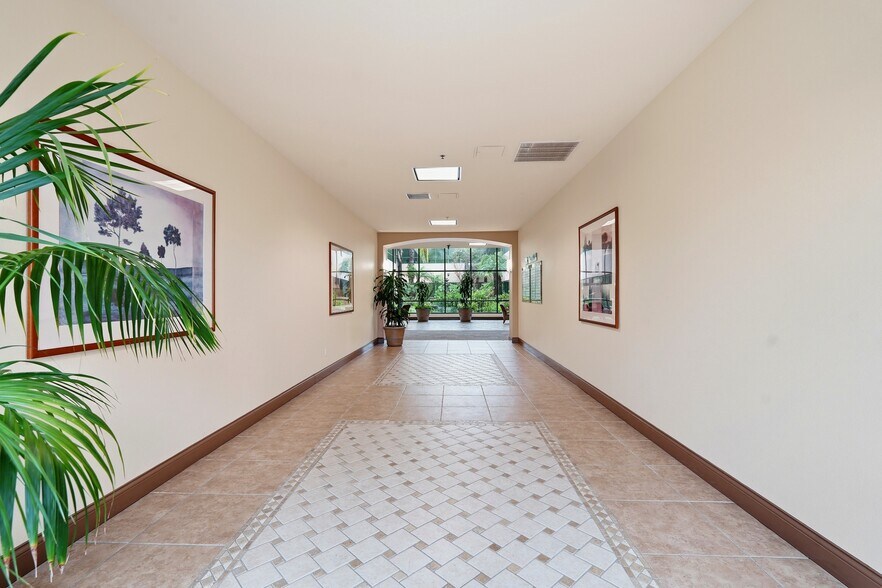 More Photos Of 1000 Newbury Rd, Thousand Oaks Medical For Sale