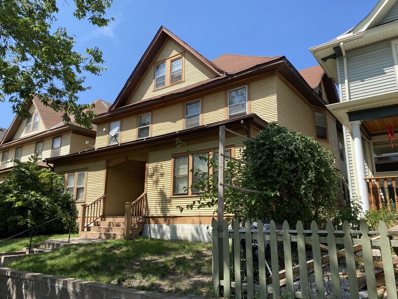 More Photos Of 732 Marshall Ave, Saint Paul Apartments For Sale