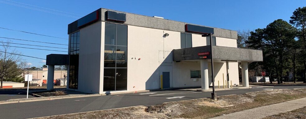 More Photos Of 120 Jack Martin Blvd, Brick General Retail For Sale