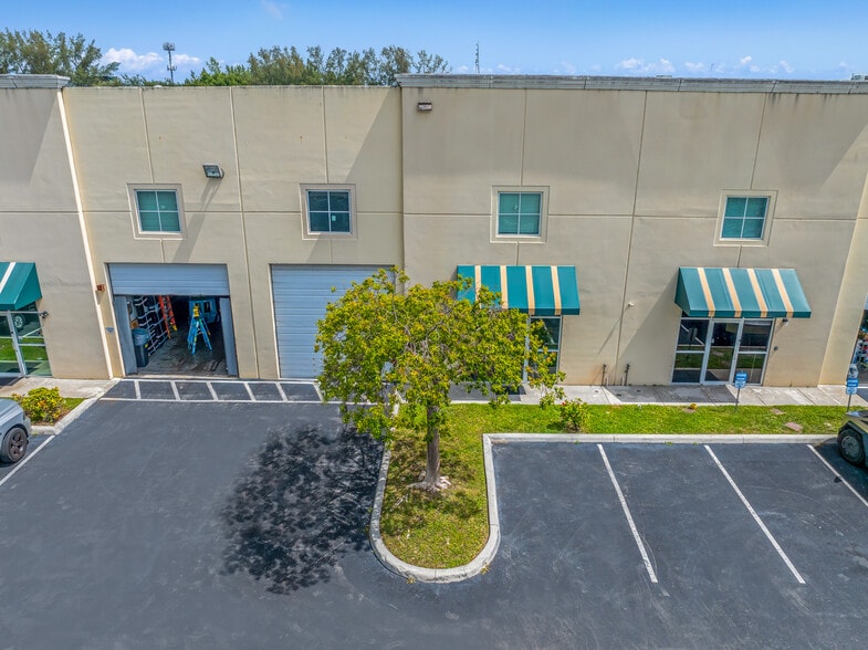 More Photos Of 1091 NW 31st Ave, Pompano Beach Warehouse For Lease