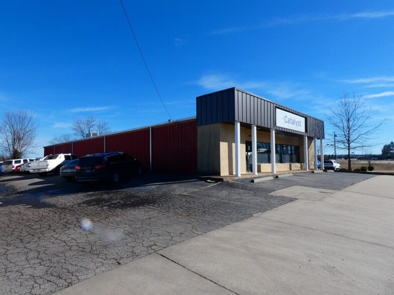 More Photos Of 5707-5719 Jenny Lind Rd, Fort Smith Storefront Retail Office For Sale