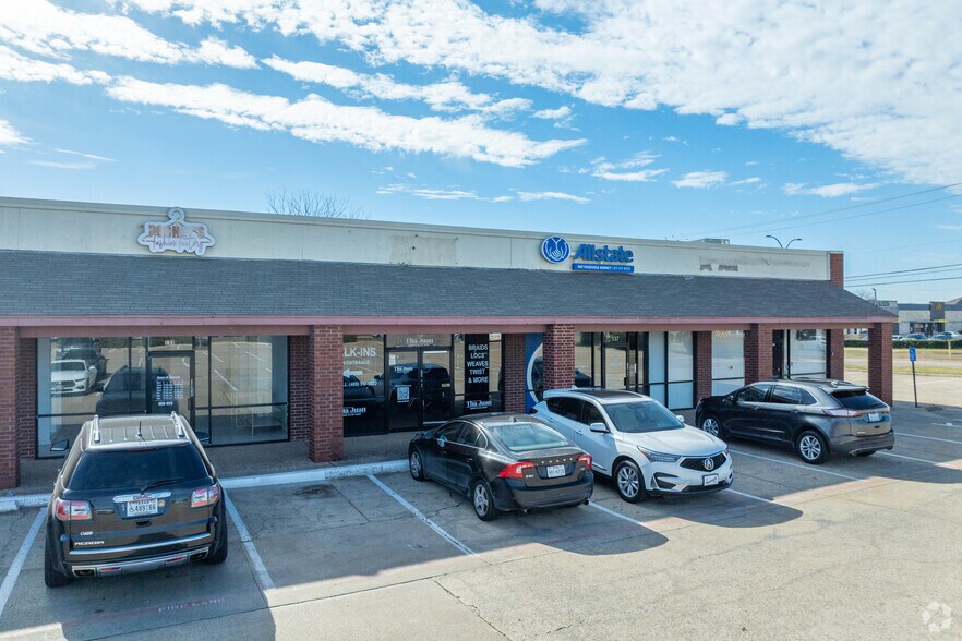 More Photos Of 6201 Matlock Rd, Arlington Storefront Retail Office For Lease