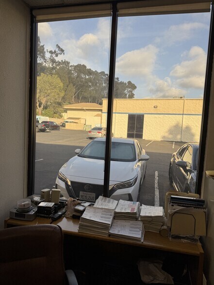 More Photos Of 4616 Mission Gorge Pl, San Diego Office For Sale