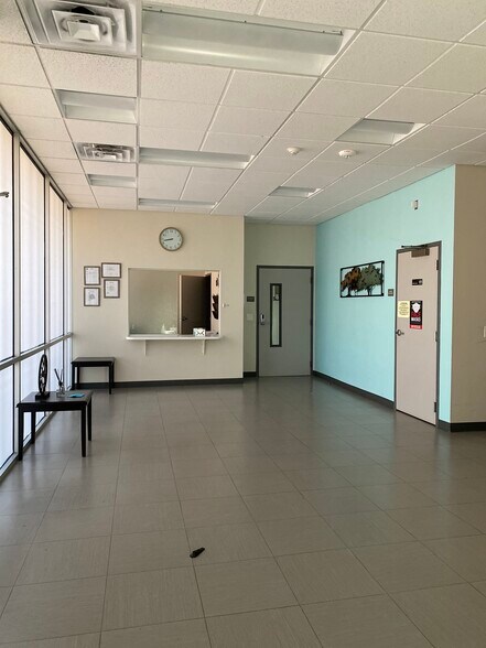 More Photos Of 4300-4302 Fairmont Pky, Pasadena Unknown For Lease