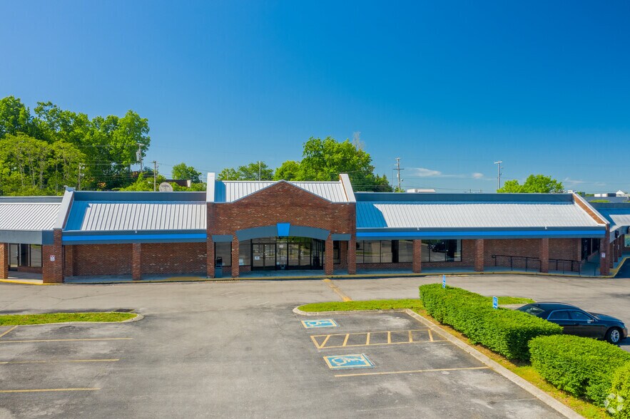 More Photos Of 5316-5380 Mount View Rd, Antioch Storefront For Lease