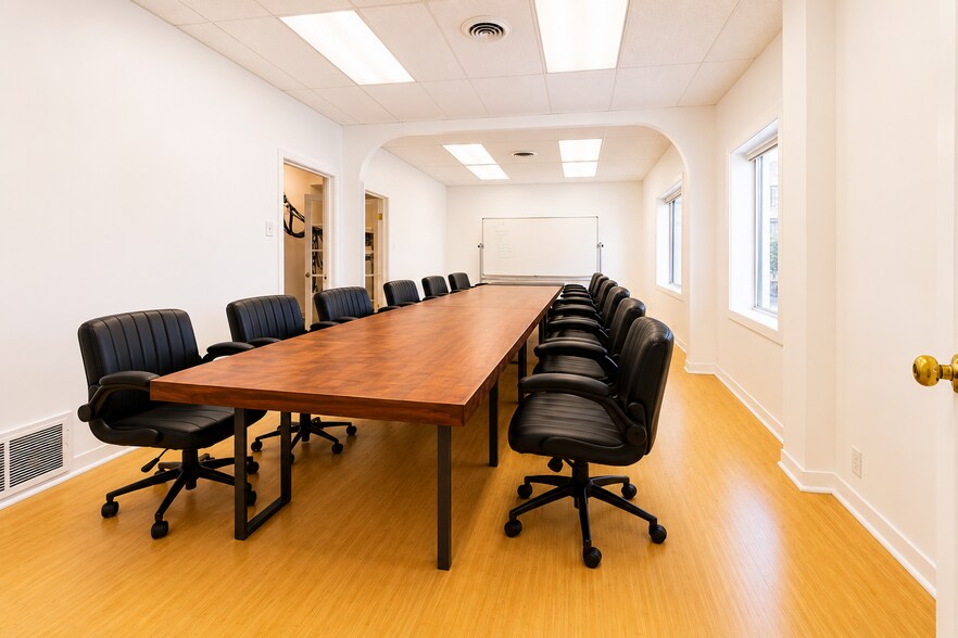 More Photos Of 3505 20th St, San Francisco Office For Lease