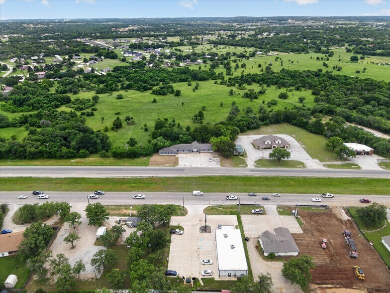 More Photos Of 936 E Highway 199, Springtown Freestanding For Sale