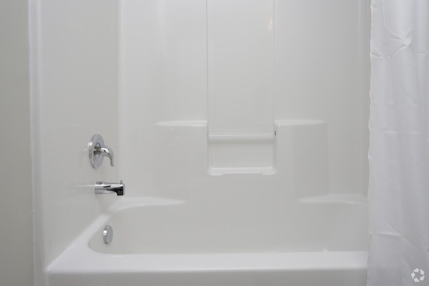 More Photos Of 1980 W Main St, Central Apartments For Sale