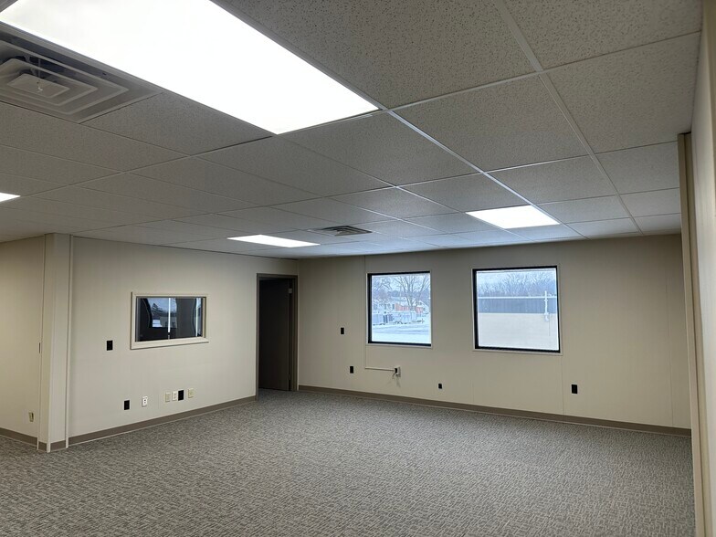 More Photos Of 4 Adler Dr, East Syracuse Office For Sale
