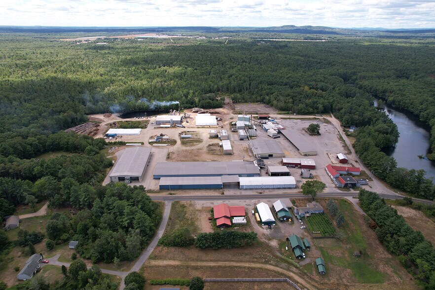 More Photos Of 563 New Dam Rd, Sanford Industrial For Sale