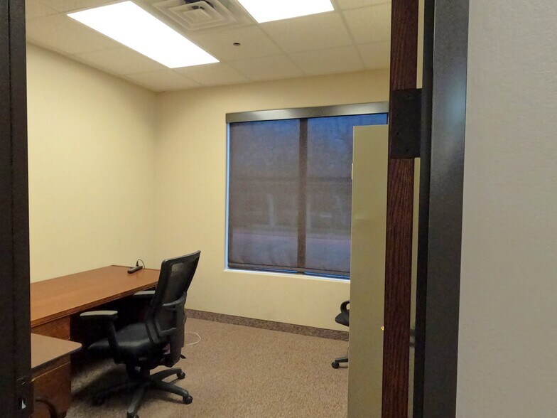 More Photos Of 6570 Naaman Forest Blvd, Garland Medical For Sale