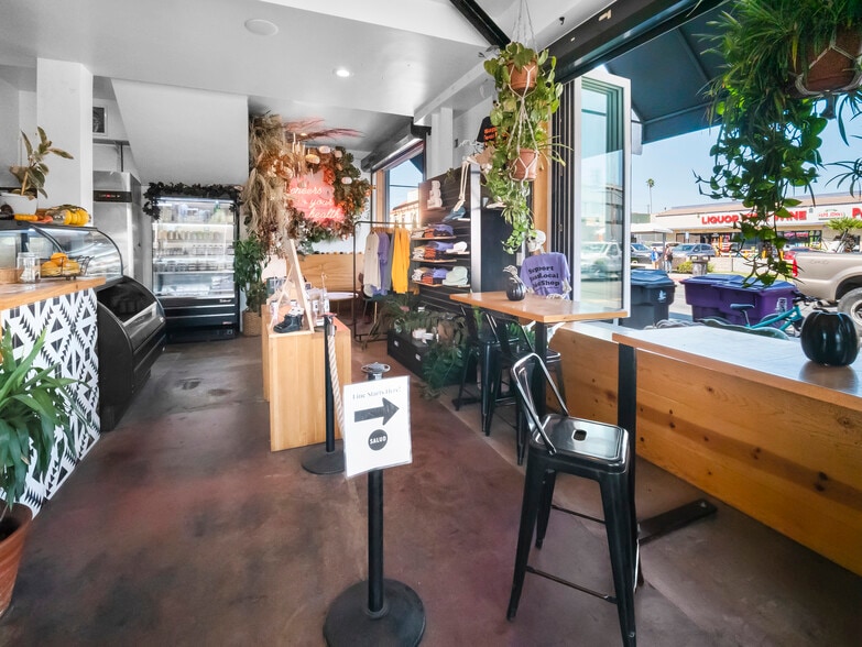 More Photos Of 1944 E 4th St, Long Beach Storefront Retail Residential For Sale