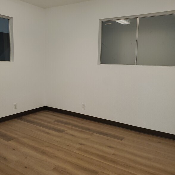 More Photos Of 3802 Mallard Dr, Benicia Warehouse For Lease