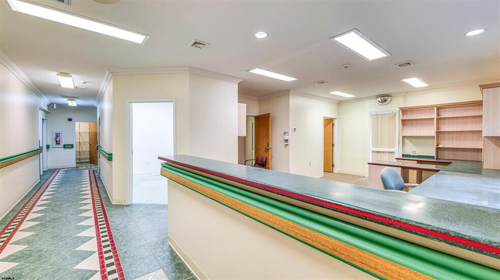 More Photos Of 301-305 Central Ave, Egg Harbor Township Medical For Lease