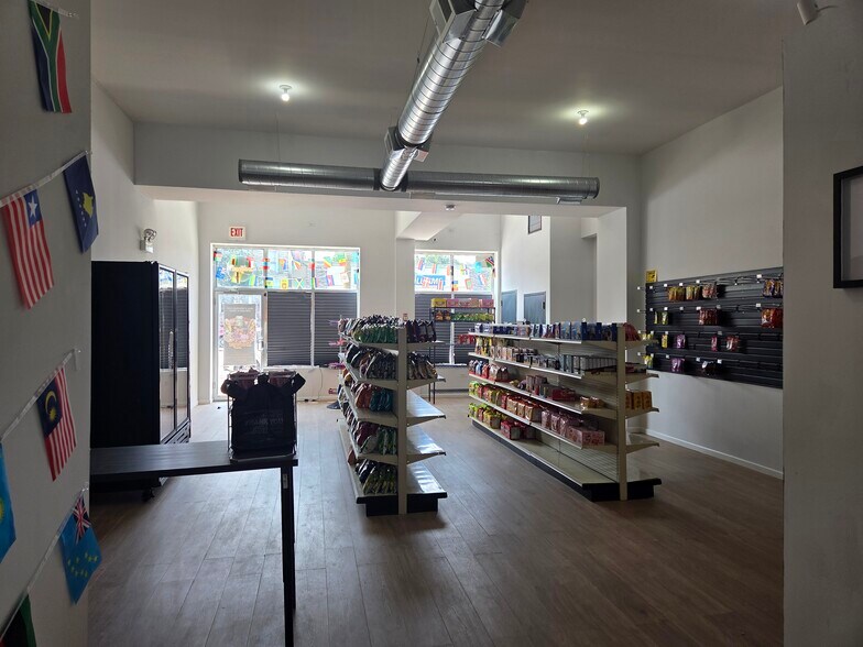 More Photos Of 1655-1657 N Western Ave, Chicago Apartments For Lease