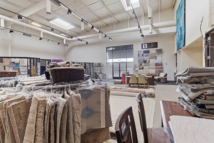 More Photos Of 741-751 Barron Ave, Redwood City Warehouse For Lease
