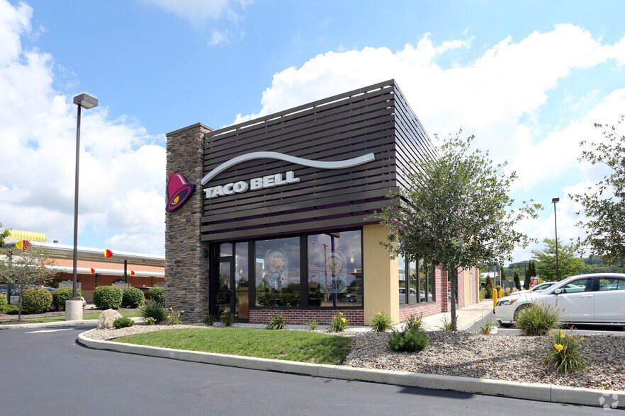 More Photos Of 7126-7220 Fulton Dr, Canton Unknown For Lease