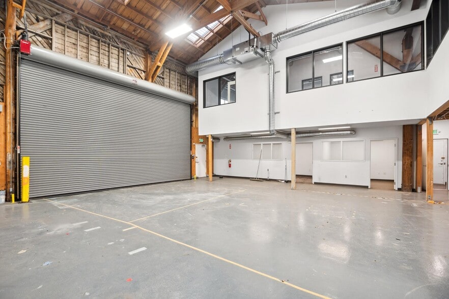 More Photos Of 1000 Calcot Pl, Oakland Warehouse For Lease
