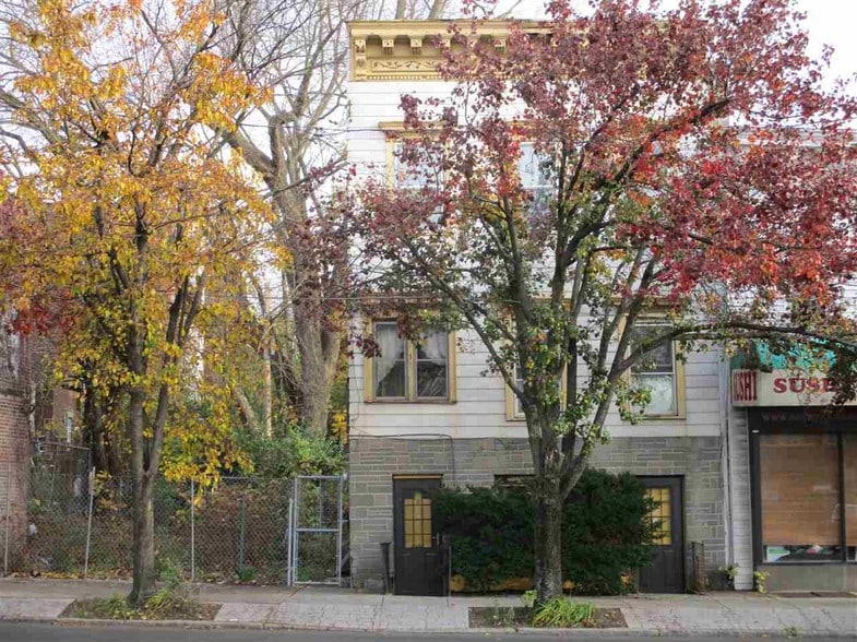 Primary Photo Of 4 New Scotland Ave, Albany Apartments For Sale