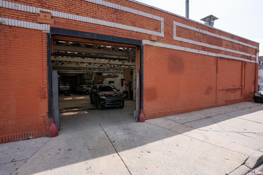 More Photos Of 615 Frelinghuysen Ave, Newark General Retail For Sale