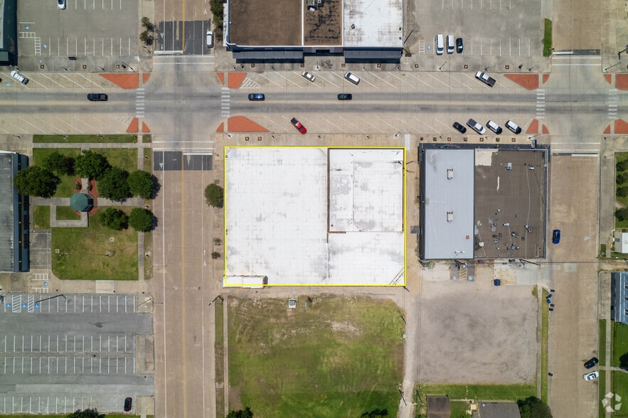 More Photos Of 502-514 6th St N, Texas City General Retail For Sale