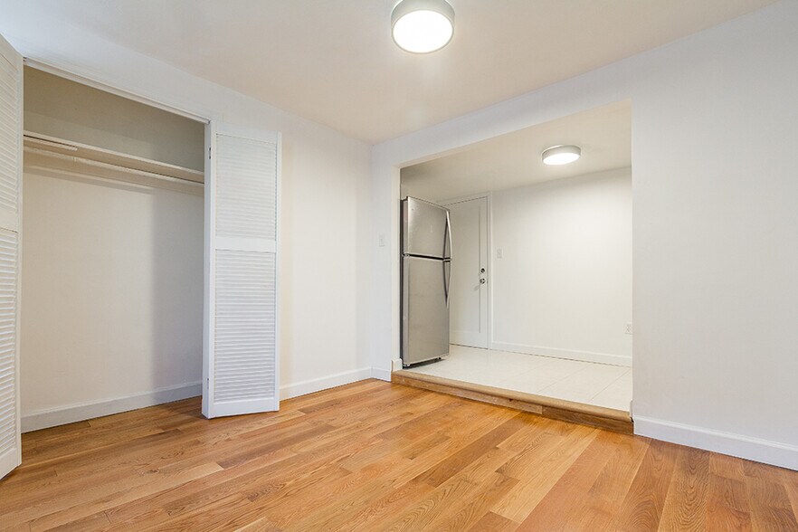More Photos Of 16 Weldon St, Jersey City Multifamily For Sale