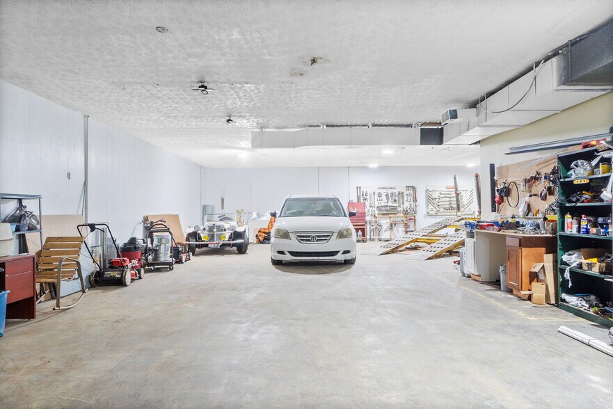 More Photos Of 3380 Successful Way, Dayton Office For Sale