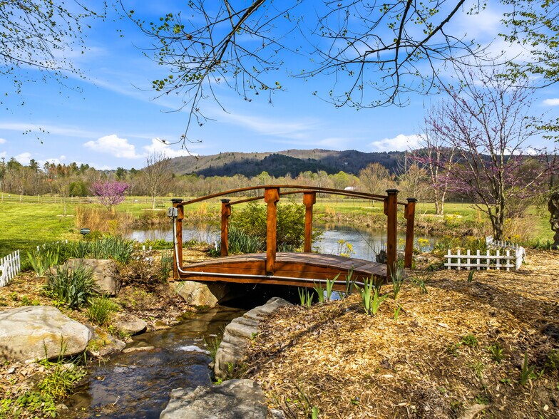 More Photos Of 90 Woody Farm Dr, Pisgah Forest Specialty For Sale