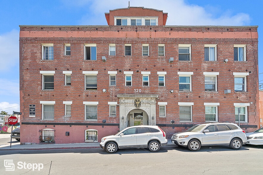 More Photos Of 120 Westminster Ave, Venice Apartments For Sale