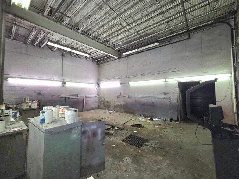 More Photos Of 1925 Old Chatham Rd, Martinsville Auto Repair For Sale