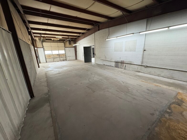 More Photos Of 135 Crow Run, Rockingham Flex For Sale