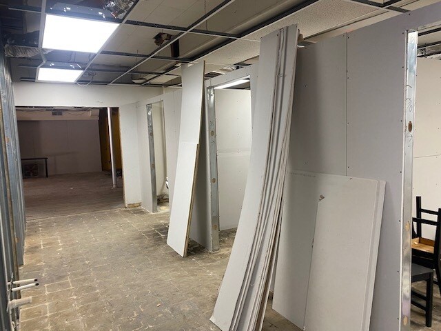 More Photos Of 7448 Springfield Ave, Sykesville Storefront For Lease