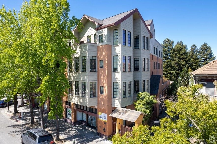 More Photos Of 2618 Telegraph Ave, Berkeley Apartments For Lease