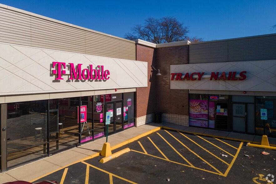 More Photos Of 6310 W 95th St, Oak Lawn Unknown For Lease