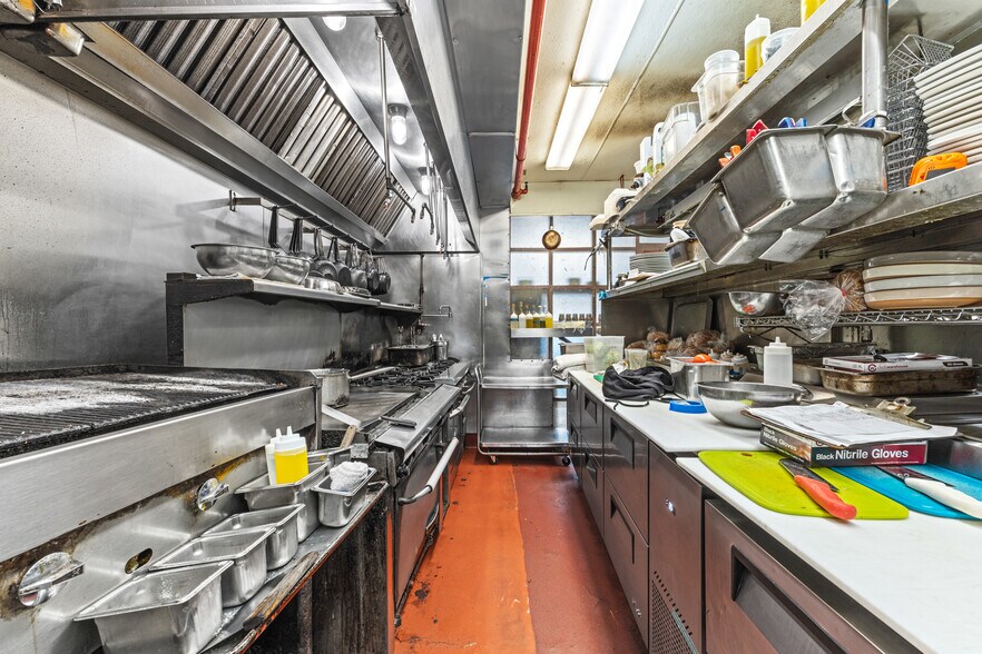 More Photos Of 2879 Grand Ave, Los Olivos Storefront For Sale