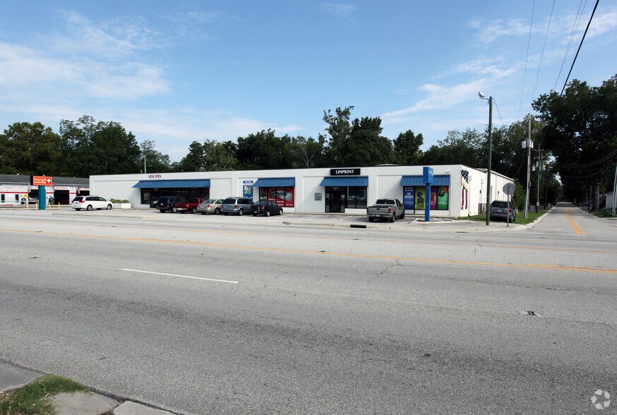 Primary Photo Of 3405 Market St, Wilmington Freestanding For Sale