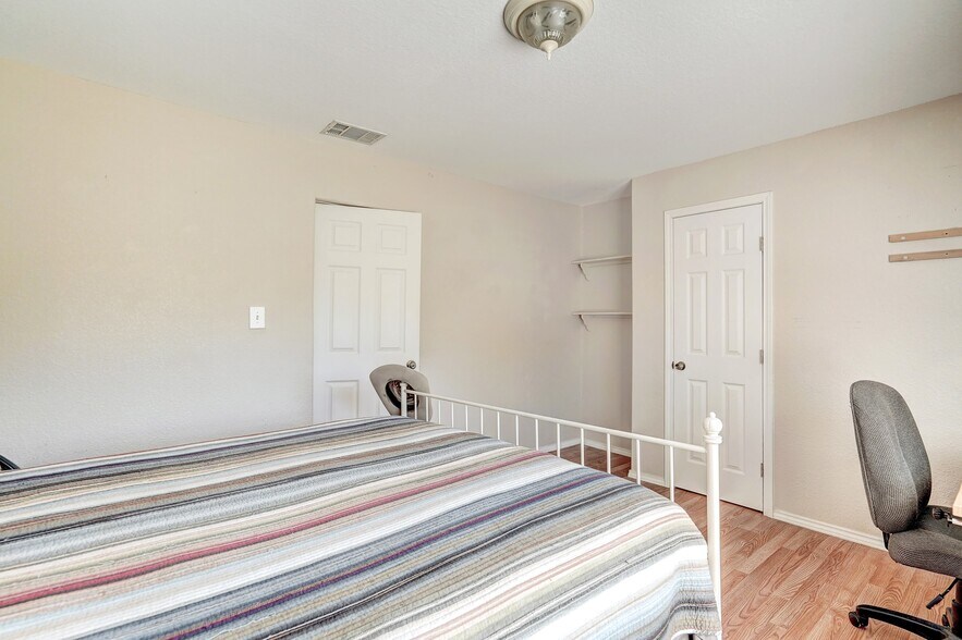 More Photos Of 201 Church Hill Ln, Liberty Hill Specialty For Sale