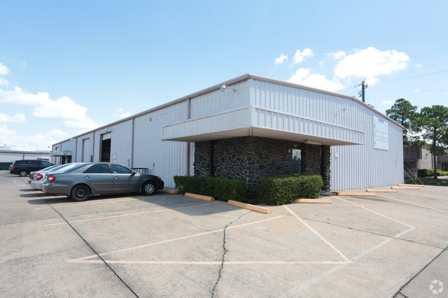 More Photos Of 14017 S Gessner Rd, Missouri City Unknown For Lease