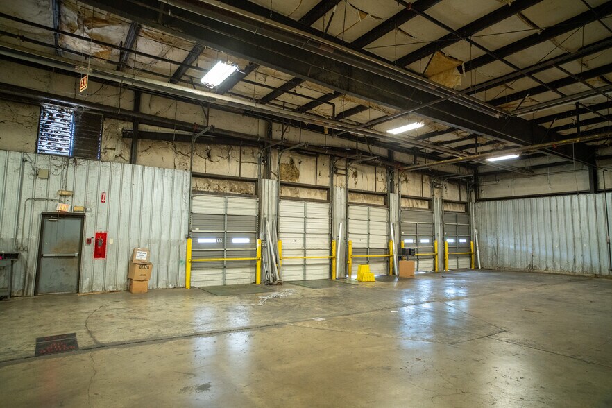 More Photos Of 11200 Wildwood Dr, Olive Branch Industrial For Sale