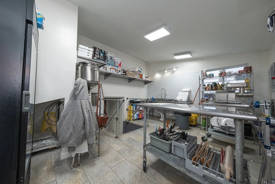 More Photos Of 3286 Babcock Blvd, Pittsburgh Restaurant For Sale