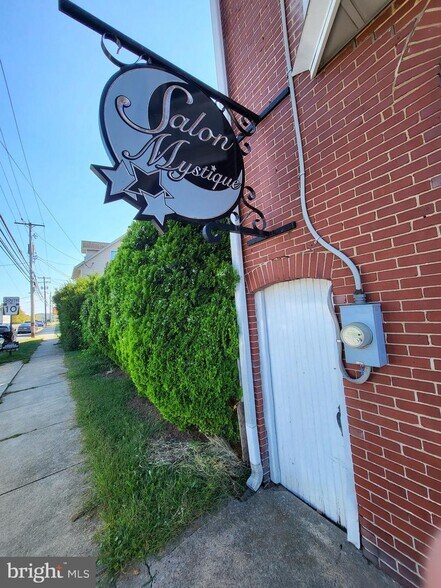 More Photos Of 402 Morgantown Rd, Reading Storefront Retail Residential For Sale
