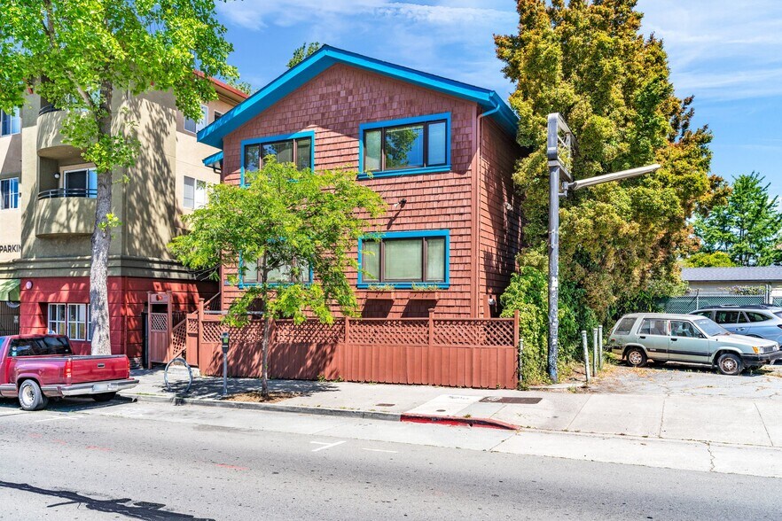 More Photos Of 1633 University Ave, Berkeley Office For Lease